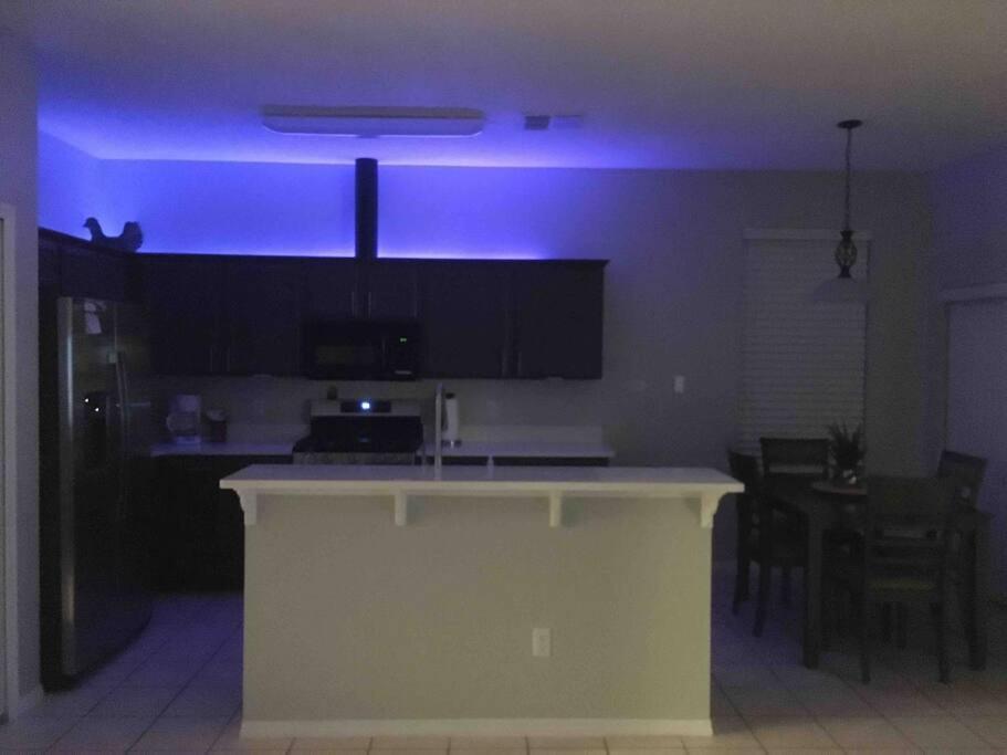 Family Villa With Private Pool Near Disney Parks 基西米 外观 照片